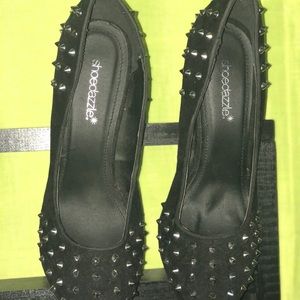 Shoe Dazzle Spike Studded Pumps